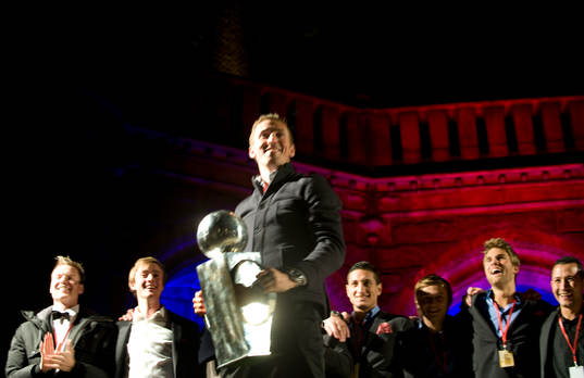 SM-guld, Svenska Mästare 2011, pokal,  jubel, glädje.