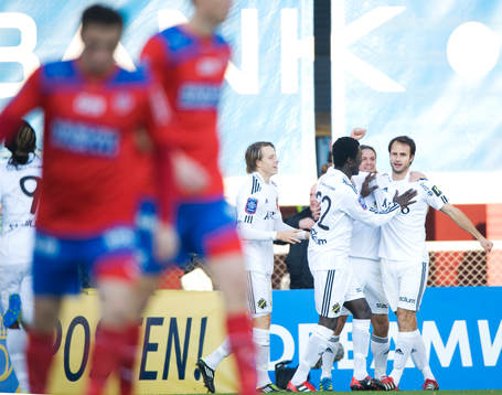 0-1 Helgi Danielsson, AIK