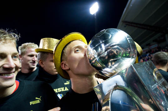 SM-guld, Svenska Mästare 2011, pokal,  jubel, glädje.