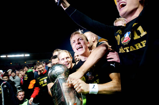 SM-guld, Svenska Mästare 2011, pokal,  jubel, glädje.