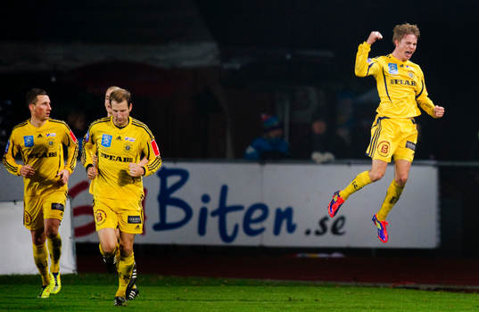 Bläddra bland fler bilder av Fotboll, kval till allsvenskan, Ängelholm-Syrianska