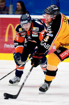 Mike Iggulden, Växjö, Topi Jaakola, Luleå