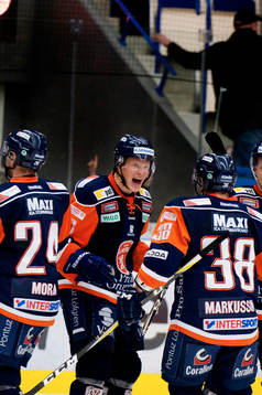 Jonas Holös, Växjö, Johan Markusson, Växjö , jubel