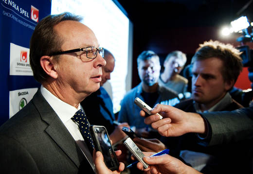 Pär Mårts, förbundskapten, presenterade Tre Kronors