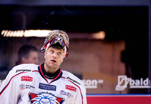 Fredrik Norrena, målvakt