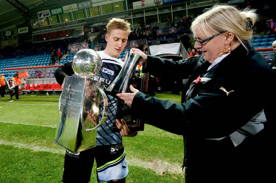 Pär Hansson, målvakt, Helsingborg, med alla tre bucklor.