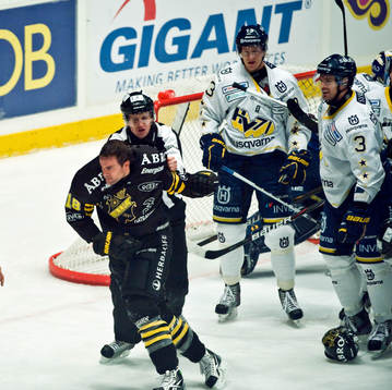 Kent McDonell, AIK. Bråk