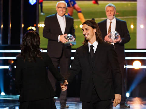 Lotta Schelin och Zlatan Ibrahimovic gratulerar varandra