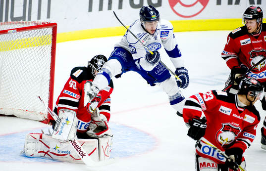 Tobias Forsberg, Leksand hoppar