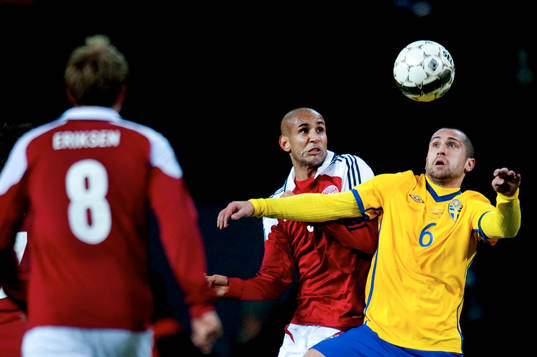 Simon Busk Poulsen, Danmark, Emir Bajrami, Sverige