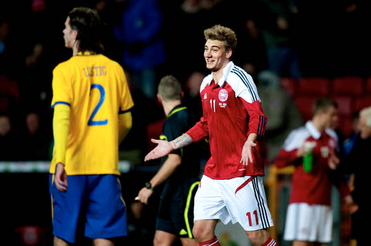 Mikael Lustig, Sverige, Niklas Bendtner, Danmark
