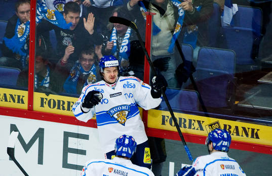 Bläddra bland fler bilder av Ishockey, Karjala Cup, Finland - Tjeckien