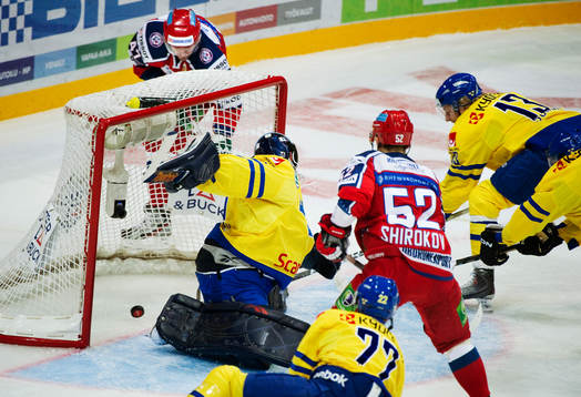 Alexander Radulov, Ryssland, gör 0-1 bakom Gustaf Wesslau,