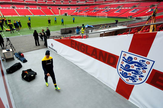 Zlatan Ibrahimovic lämnar Wembley Stadium