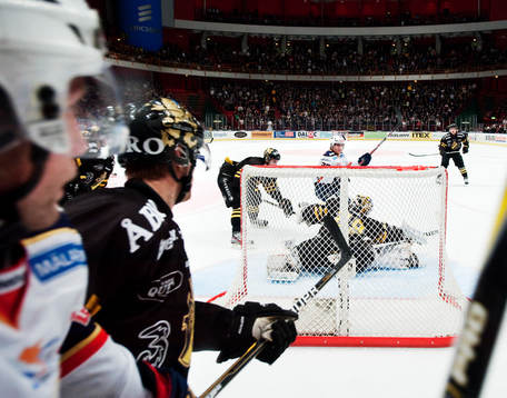 Christian Eklund, Djurgården, är framme och oroar men