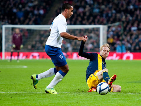 Theo Walcott, England. Christian Willhelmsson, Sverige