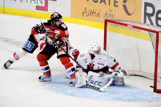 Linus Klasen, Malmö, gör 5-4 på Nicklas Dahlberg,