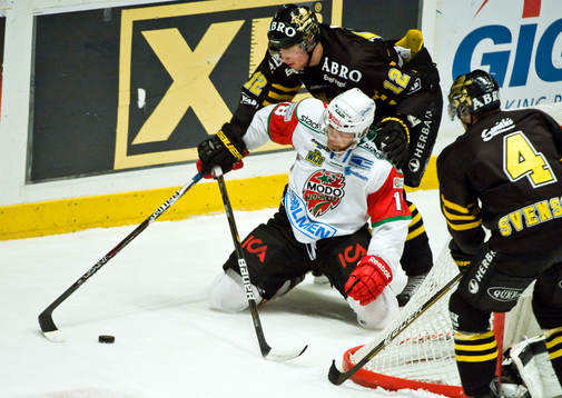 Mattias Ritola, Modo och Patrik Nemeth, AIK