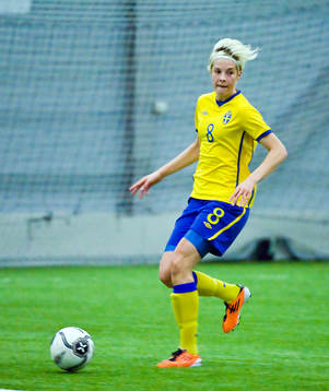 Lina Hurtig, Gula