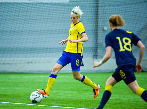 Lina Hurtig, Gula