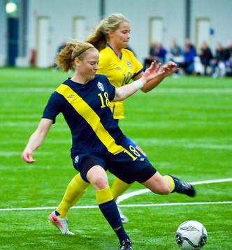 Sara Nordin, Blåa och Madelene Stegius, Gula