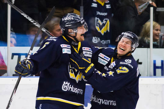 Mikko Luoma, HV71 jubel