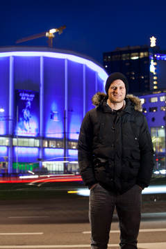 Patrick von Gunten utanför Scandinavium