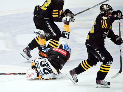 Oscar Steen, AIK bjuder Anders Söderberg, Skellefteå på