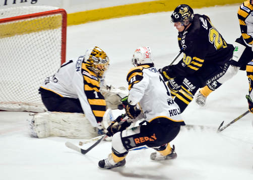 Andreas Hadelöv, målvakt, Skellefteå och Daniel Bång,