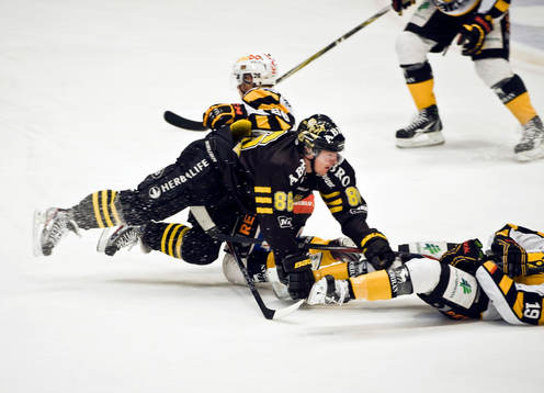 Oscar Ahlström, AIK