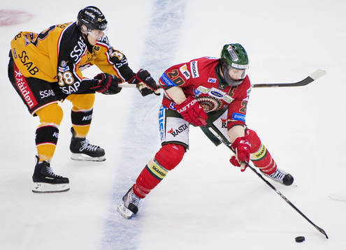 Ville Viitaluoma, Luleå jagar Joel Lundqvist, Frölunda