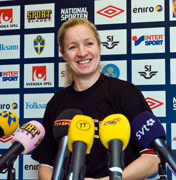 Victoria Sandell Svensson anställs över Dam-EM 2013