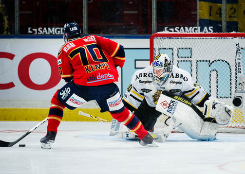 Bläddra bland fler bilder av Ishockey, Elitserien, Djurgården - AIK