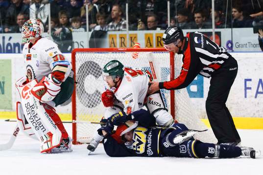 Fredrik Eriksson, Frölunda på Adam Almqvist, HV71. Ulf