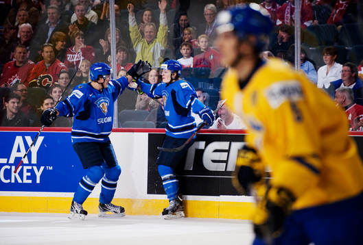 Miro Hovinen och Alexander Ruuttu, Finland, glädje, jubel
