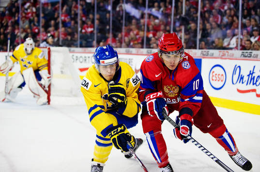 Fredrik Claesson, Sverige, och Nail Yakupov, Ryssland