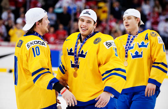 Johan Larsson och Johan Gustafsson, målvakt, Sverige, är