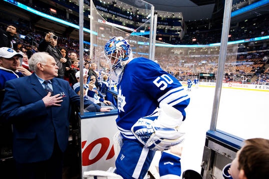 Jonas Gustavsson, målvakt, Toronto, lämnar isen