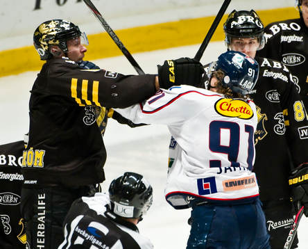 Dick Tärnström, AIK och Andreas Jämtin, Linköping.