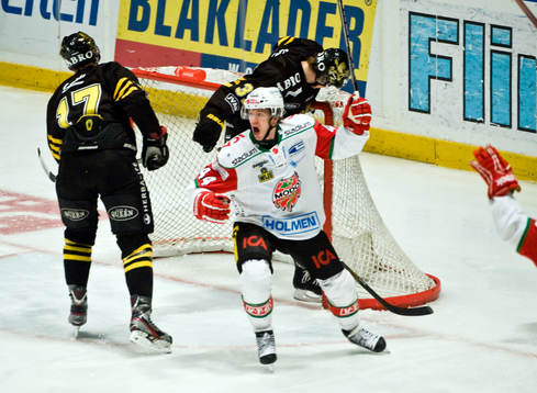 Nicklas Danielsson, Modo, jubel