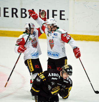 Jens Westin, Nicklas Danielsson,  Modo, jubel och Oscar