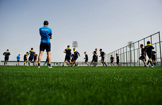 Spelarna gör sin första träning i Qatar