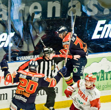 Bläddra bland fler bilder av Ishockey, Elitserien, Djurgården - Timrå