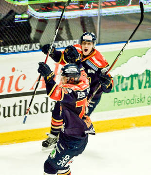 Mario Kempe och Fredrik Claesson, Djurgården, jubel
