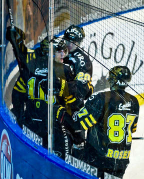 Richard Gynge och Daniel Bång, AIK, jubel
