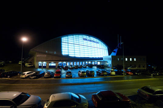 Sorlandshallen, arena, kväll