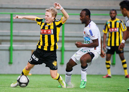 Oscar Lewicki, Häcken, Reuben Ayarna, Gais