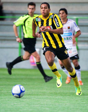Eddie Hernandez, Häcken