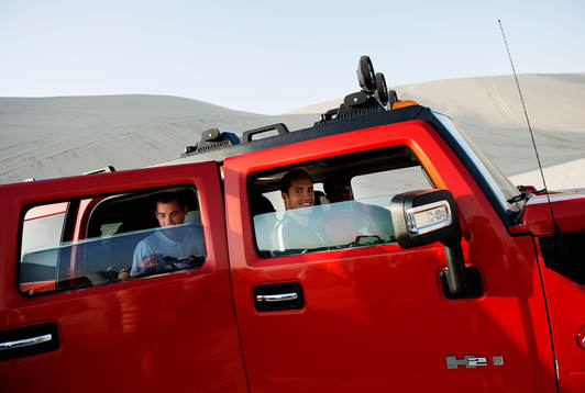 Emil Salomonsson och Niklas Backman åkte Hummer