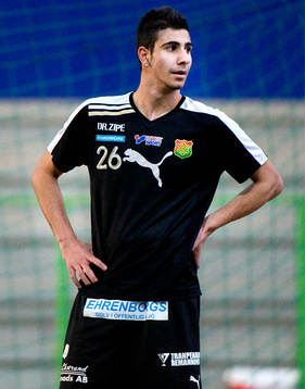 Enis Maljici, Gais